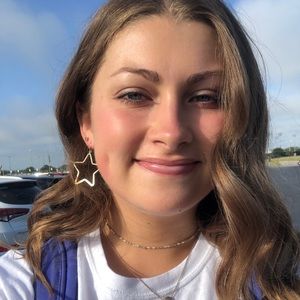 Meet your Posher, Lindsey